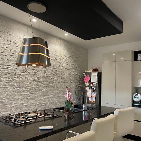 סירקוזה Syria Luxury Apartment מראה חיצוני תמונה